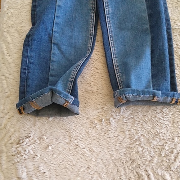 Pilcro Parallel Jeans - Picture 14 of 16